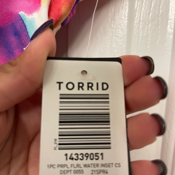 Torrid size 1 D/DD - Picture 8 of 8